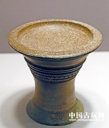 原始青瓷是什么样的？解答原始青瓷为何被称为中国瓷器的始祖