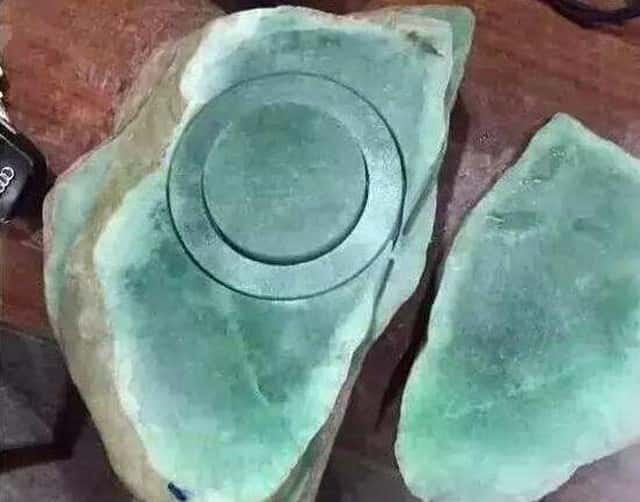 翡翠手镯开料