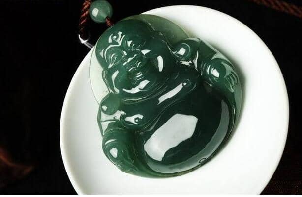 冰油种翡翠笑佛