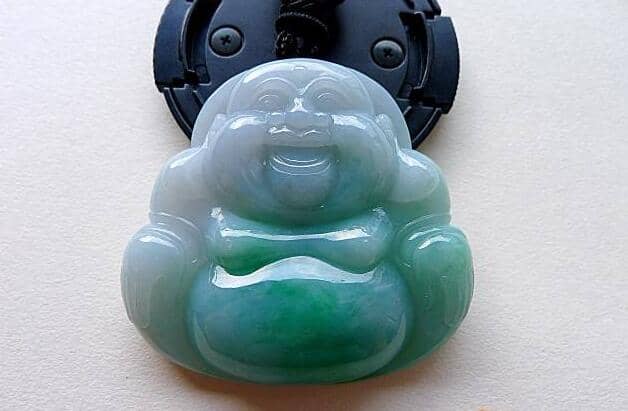 冰糯种翡翠佛