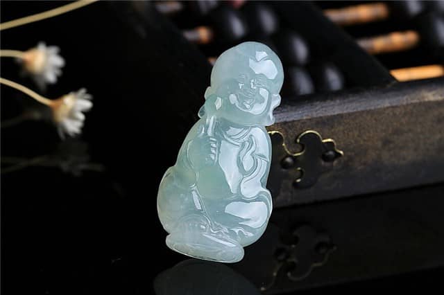 翡翠吊坠的寓意汇总,看看你知道多少!