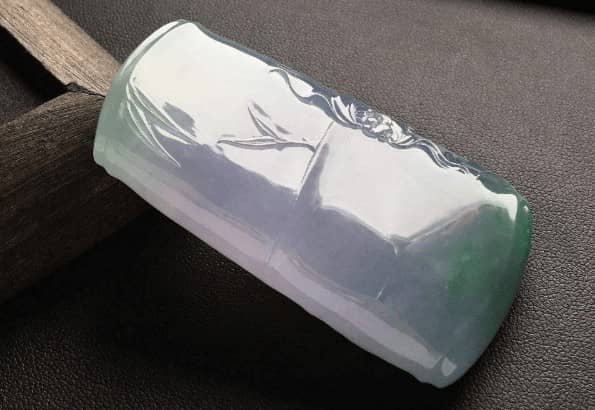 翡翠竹节适合什么人佩戴？翡翠中的君子之风是这样来的！