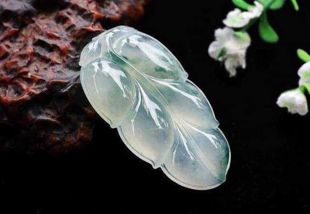 翡翠飘花叶子