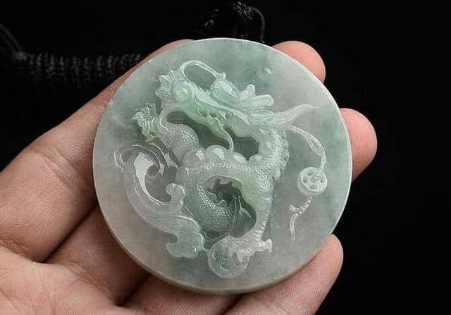 糯冰飘花翡翠龙牌 糯冰飘花翡翠龙牌