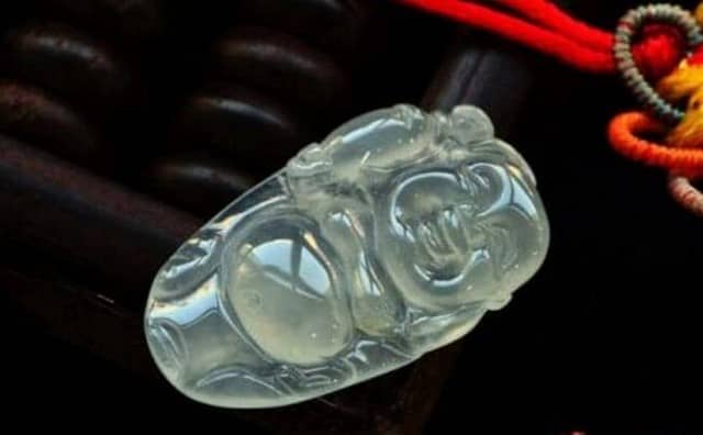 冰波种翡翠站佛 冰波种翡翠站佛
