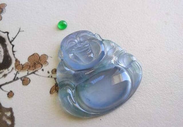 蓝紫翡翠