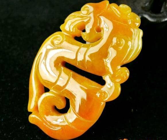 老坑黄翡翠