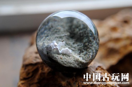 幽灵水晶是什么-幽灵水晶的功效与作用