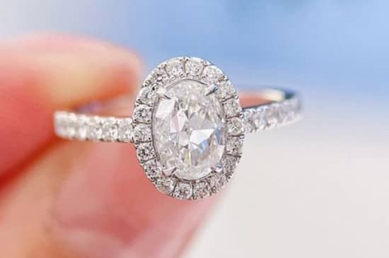 钻戒色泽级别和净度