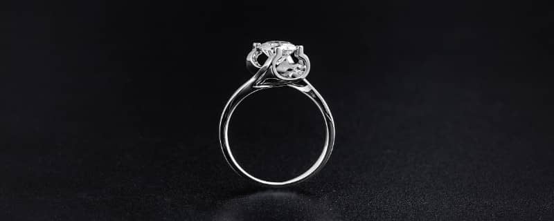 如何选钻戒
