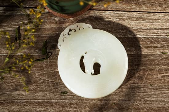 白玉和和田玉区别