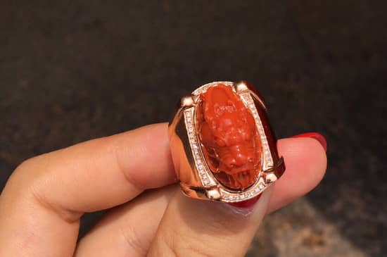 南红瓦西料的真假