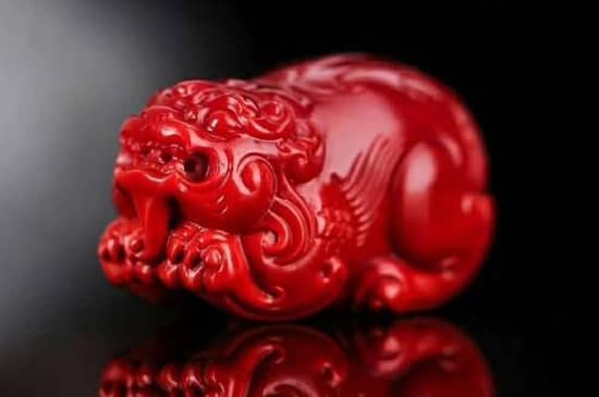 佩戴紫砂好还是朱砂好，辟邪带红朱砂还是紫砂