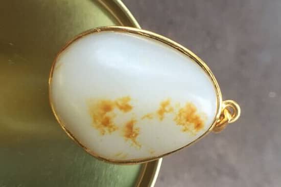 怎么鉴别和田玉的真假与好坏