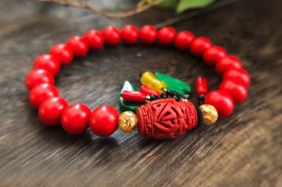 朱砂手链真假辨别