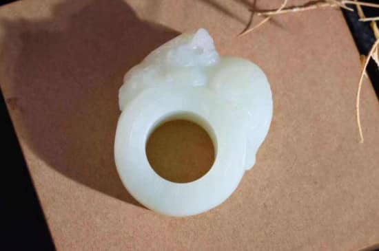 怎么检测和田玉是否被酸洗过