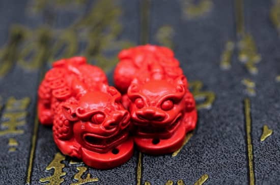 男士朱砂佩戴影响运气吗，朱砂该怎么佩戴