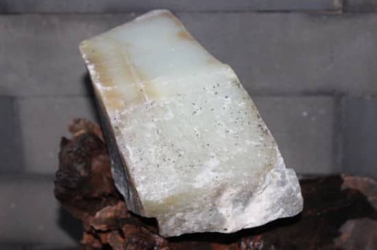 怎么区分山料和籽料