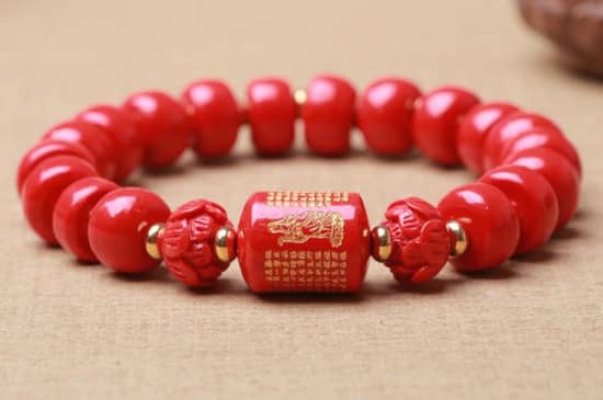 朱砂可以戴右手吗