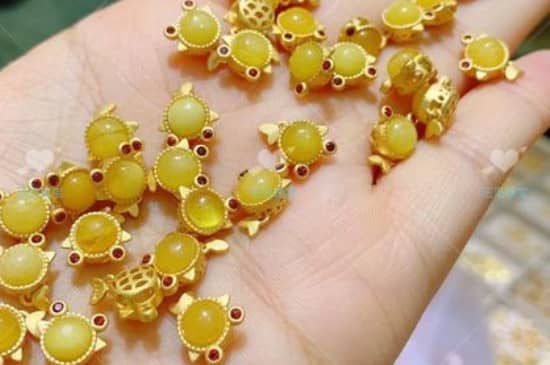 蜜蜡属于什么材质