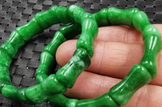 玉石手链佩戴的忌讳几颗珠子