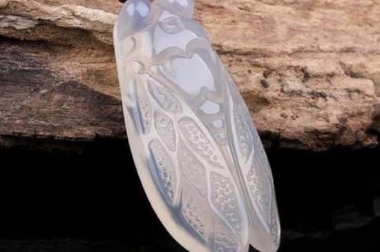 玉蝉吊坠的寓意