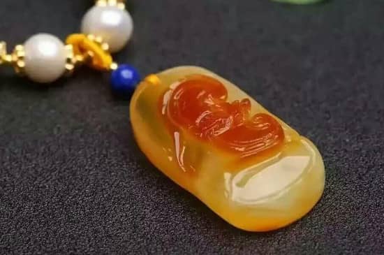 波罗的海天然蜜蜡的鉴别方法