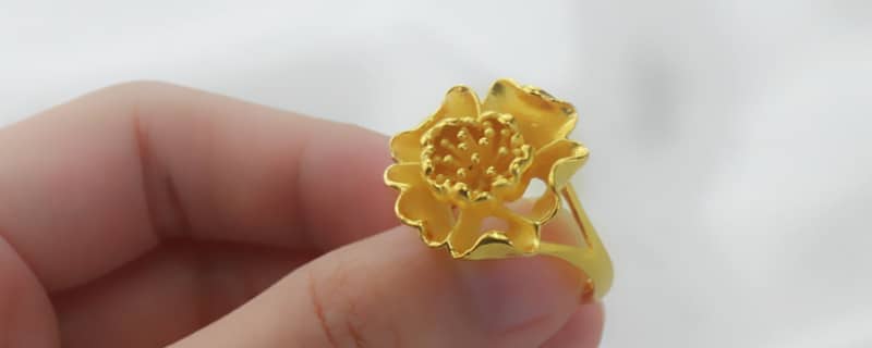 订婚戒指和结婚戒指是同一个戒指吗