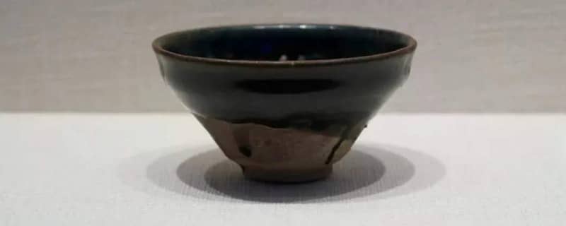 老黑釉瓷器底足特征