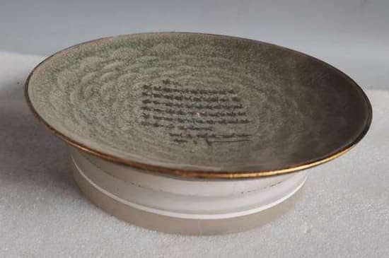 真品宋官窑瓷器气泡特征