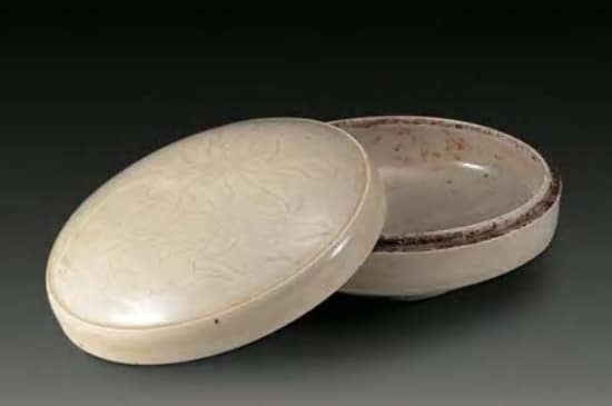 真品紫定窑瓷器特征