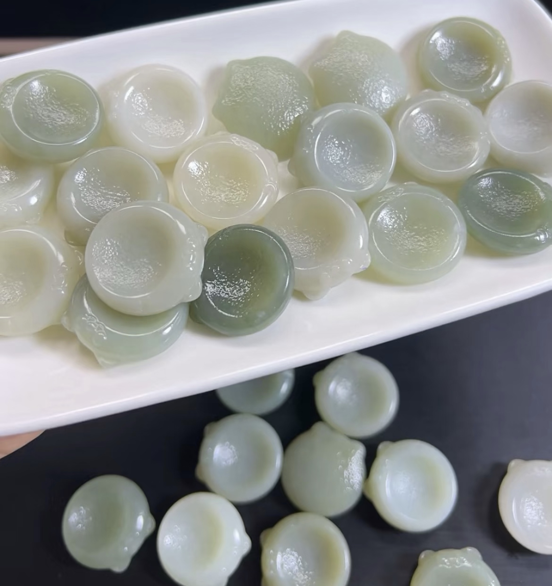 悄悄面世的和田玉“指搓”，一则以喜，一则以忧……