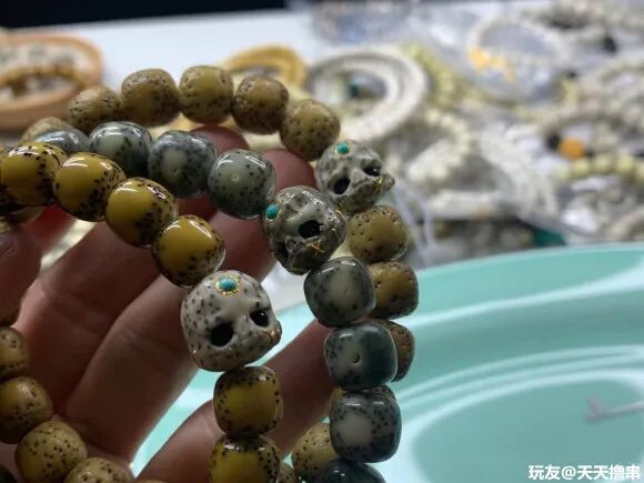 花小钱办大事！手串极简搭配，1颗就美翻了！！